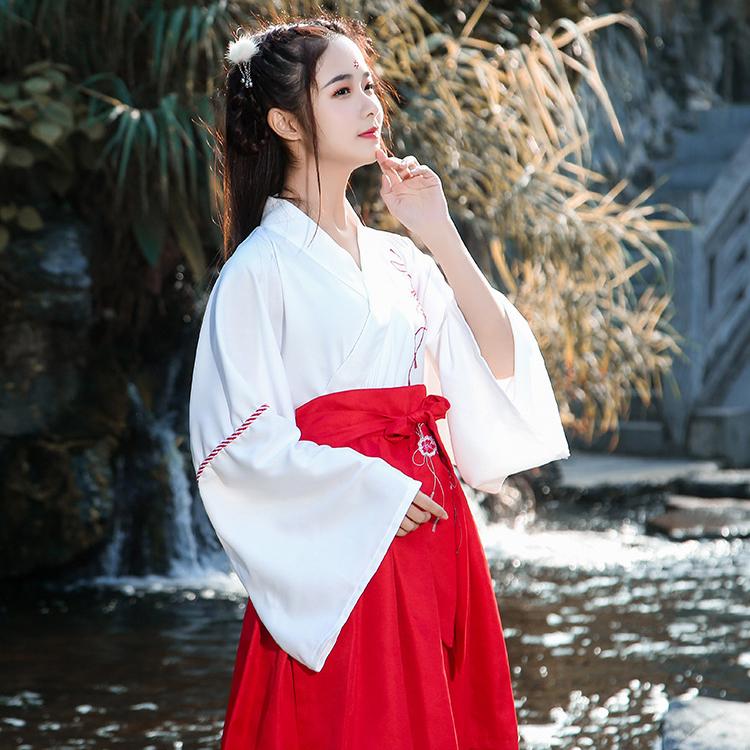 Kimono Japonais Traditionnel Femme - Rouge | Ramen Nation