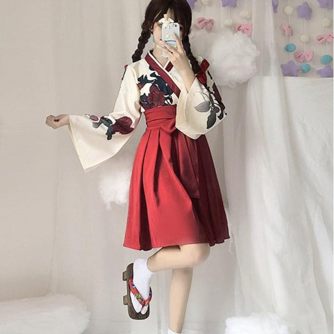 Véritable Kimono Japonais Fleuri - Noir & Rouge | Ramen Nation