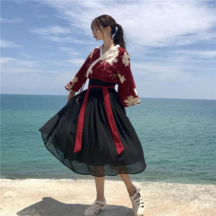 Vestido largo japonés floral rojo y negro | Ramen Nation