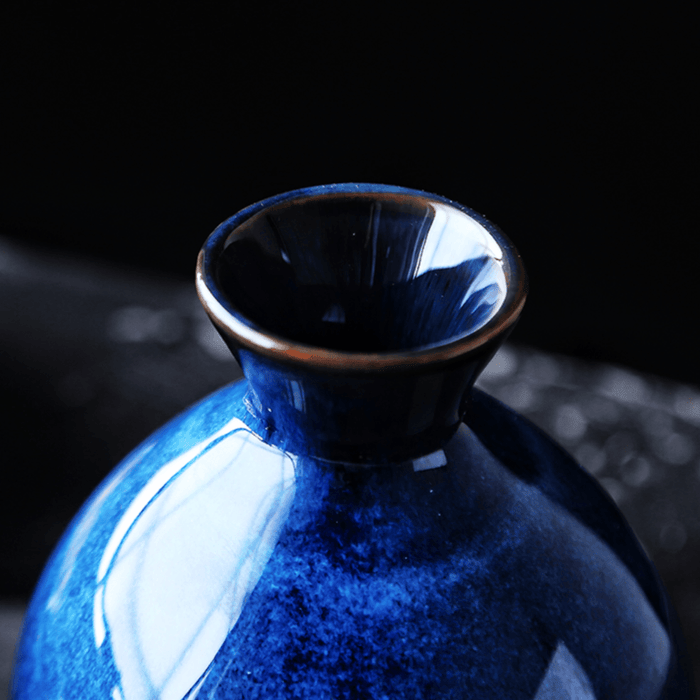 Servicio de sake de cerámica japonesa | Ramen Nation