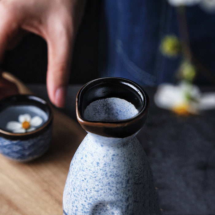 Juego de sake japonés Seigaiha Wave | Ramen Nation
