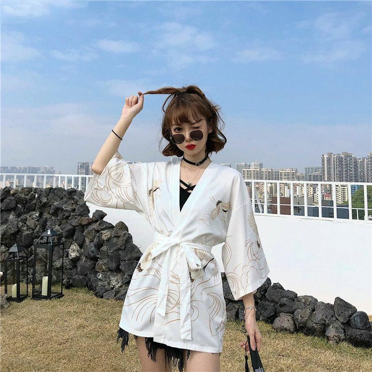 Veste Kimono Femme Noir et Blanc - Motif Grue & Vague | Ramen Nation