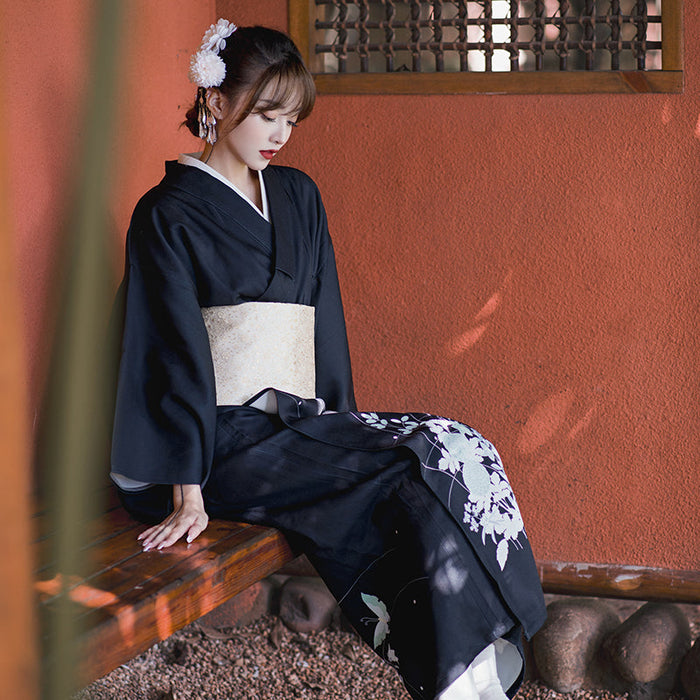 Yukata Noir avec Motif Fleur pour Femme | Ramen Nation
